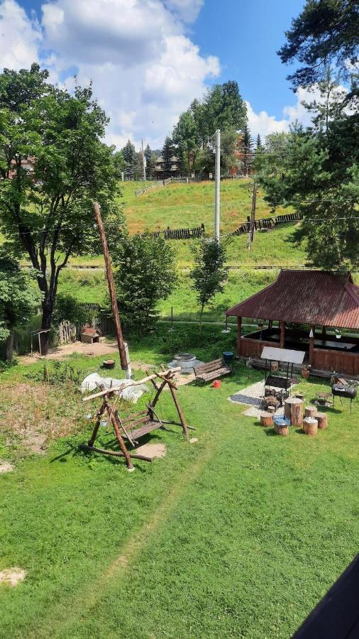 Gostyniy Dvir Petrovski Ворохта Экстерьер фото